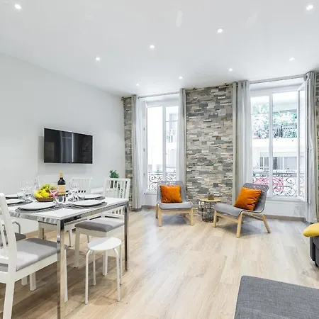 Apartment The Dolce 2-Br Seaside, Central, Ac Nice